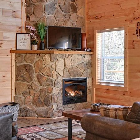Twin Oaks Cabin Брайсон-Сіті Екстер'єр фото